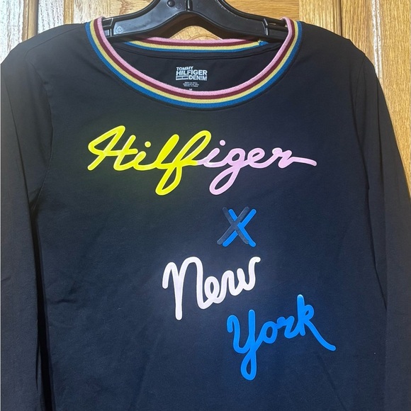 Tommy Hilfiger x New York Black Graphic Long Sleeve Tee Medium - Picture 4 of 8
